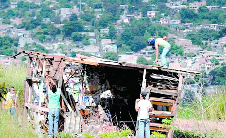 INE: Más de 900 mil hondureños quieren migrar por falta de&nbsp;empleo