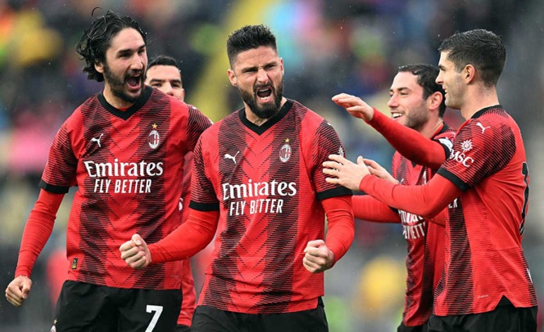El Milan se afianza en el&nbsp;podio