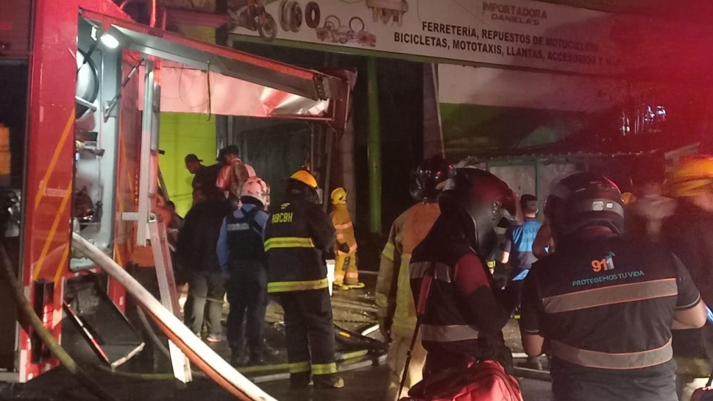 Pérdidas millonarias deja incendio en barrio El&nbsp;Calvario