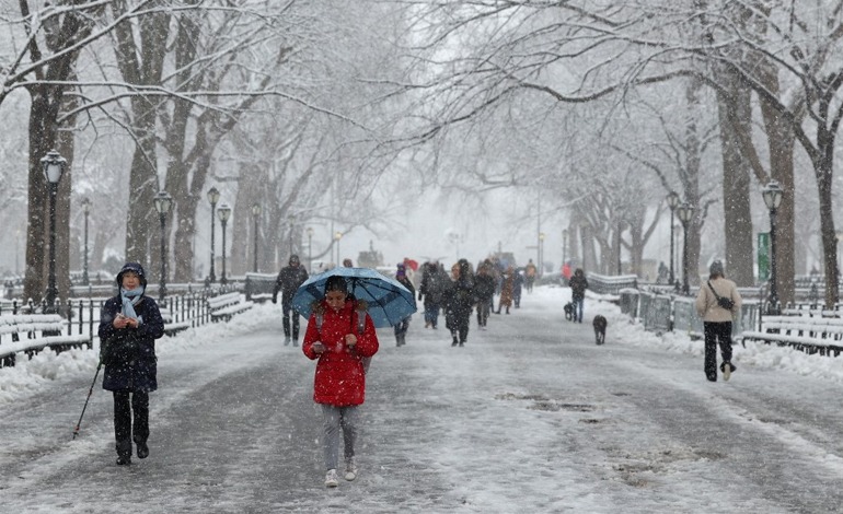 Nueva York y sus alrededores amanecieron cubiertos de&nbsp;nieve