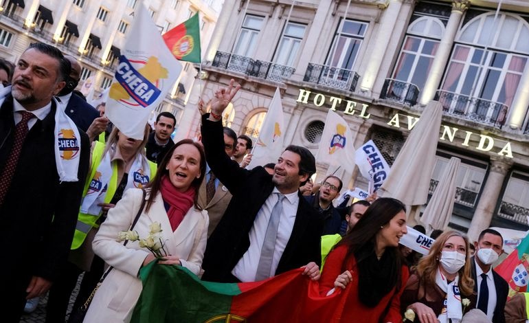 La oposición centroderechista de Portugal ganó por estrecho&nbsp;margen