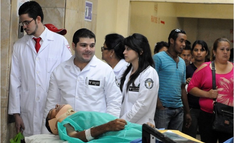 UNAH retirará de hospitales a todos los&nbsp;estudiantes