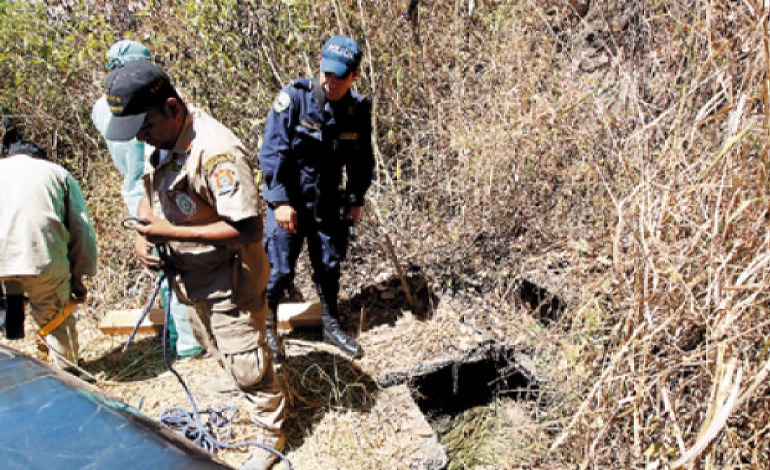 Cuerpos hallados en pozo malacate serían de&nbsp;surfistas