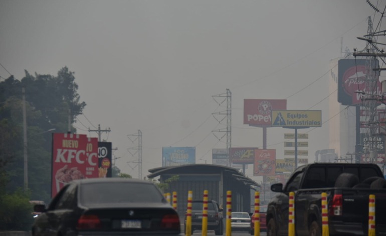 Aire tóxico llena de enfermos los&nbsp;hospitales