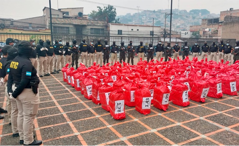 En la capital los 2.7 kilos de droga, pero ningún&nbsp;detenido