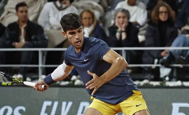 Alcaraz selló su boleto a&nbsp;octavos