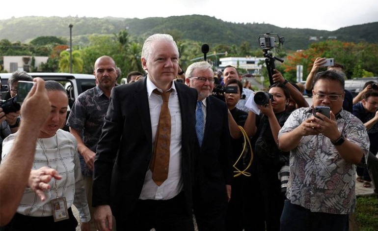 Julian Assange se declara&nbsp;culpable