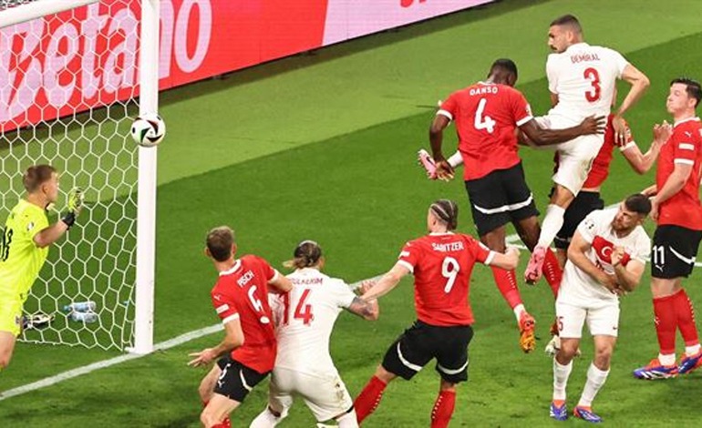 Turquía se va a cuartos tras vencer a&nbsp;Austria