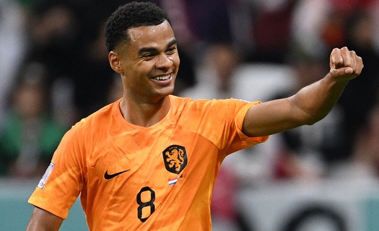 El neerlandés Cody Gakpo continúa en el grupo de cuatro&nbsp;hombres