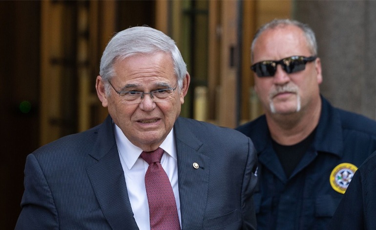 Senador Menéndez condenado a 10&nbsp;años