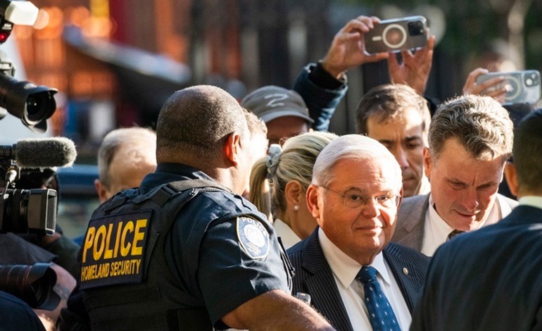 Bob Menéndez dejará su escaño el 20 de&nbsp;agosto