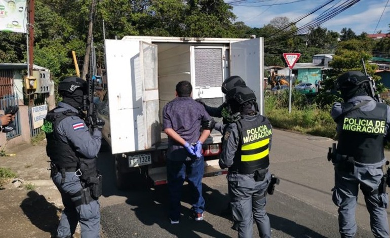 17 detenidos por masivo tráfico de&nbsp;personas