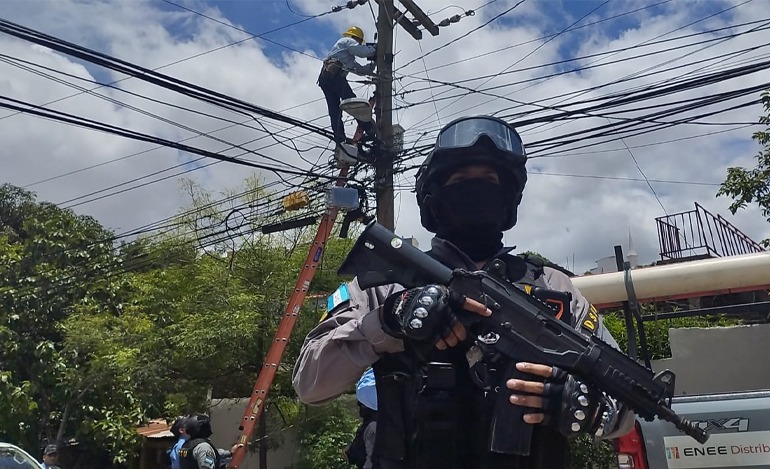 Con alta tecnología, pandilla vigilaba a la policía en la Villa&nbsp;Nueva