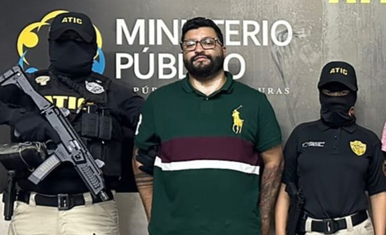 Soborno de L3 millones quema a juez&nbsp;Vallecillo