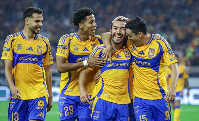 Los Tigres se impusieron de visita 3-1 a los&nbsp;Pumas