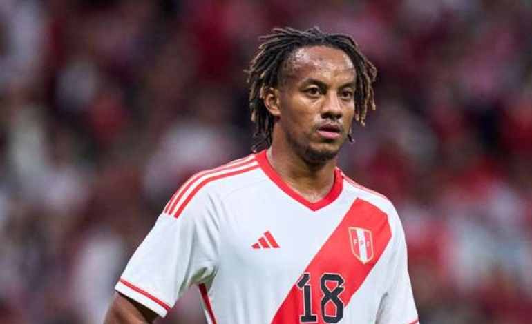 El Corinthians contrata al internacional peruano André&nbsp;Carrillo