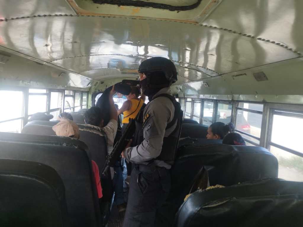 División de Seguridad del Transporte Urbano realiza intervención en rutas del transporte de San Pedro&nbsp;Sula