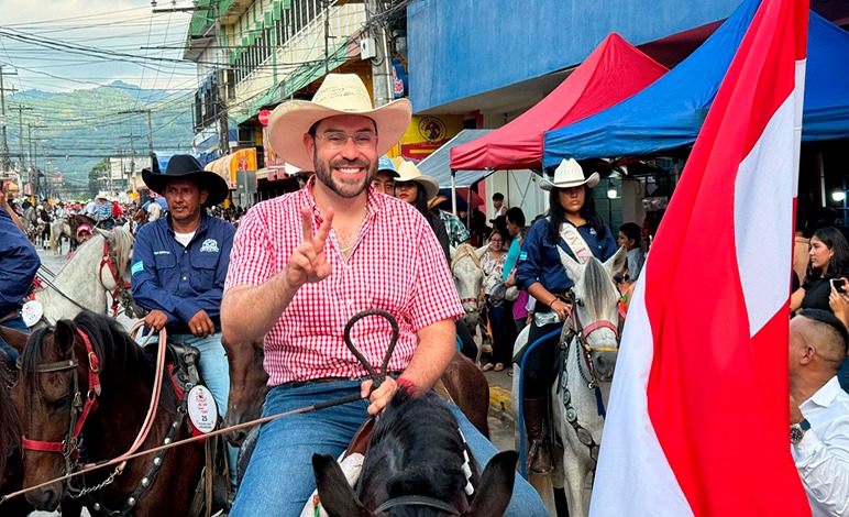 Liberales forman una ‘marea roja’ en El&nbsp;Progreso