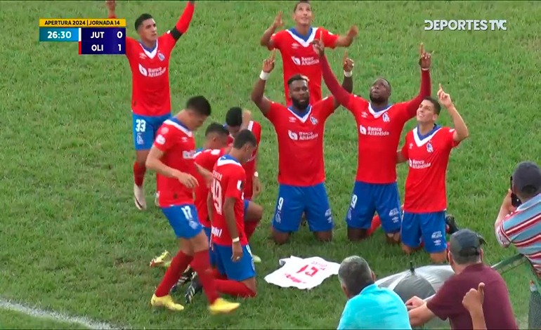 2 rugidos del león en&nbsp;Olancho