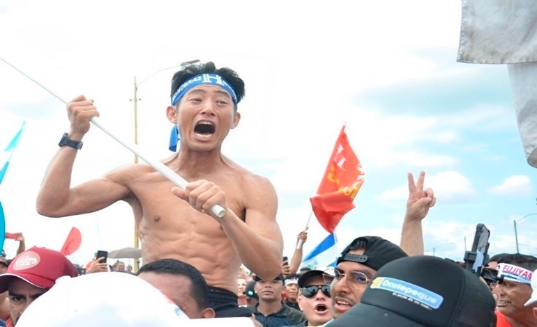 Shin Fujiyama culmina reto de 3 mil kilómetros a favor de la&nbsp;educación