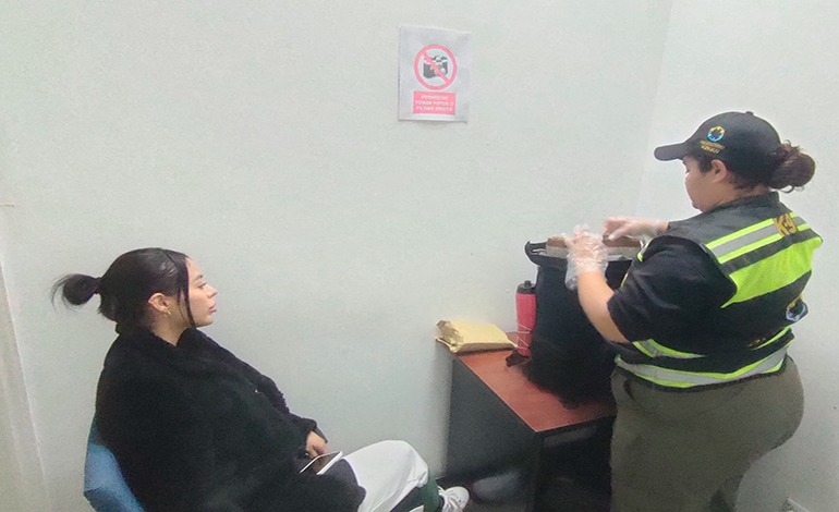 Capturan a tres colombianos con 95,980&nbsp;dólares