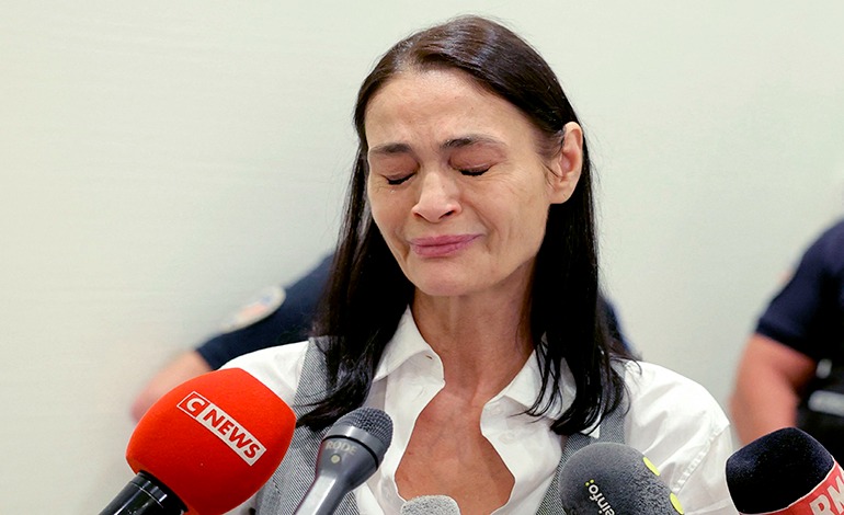 La actriz británica Charlotte Lewis perdió en apelación el&nbsp;juicio