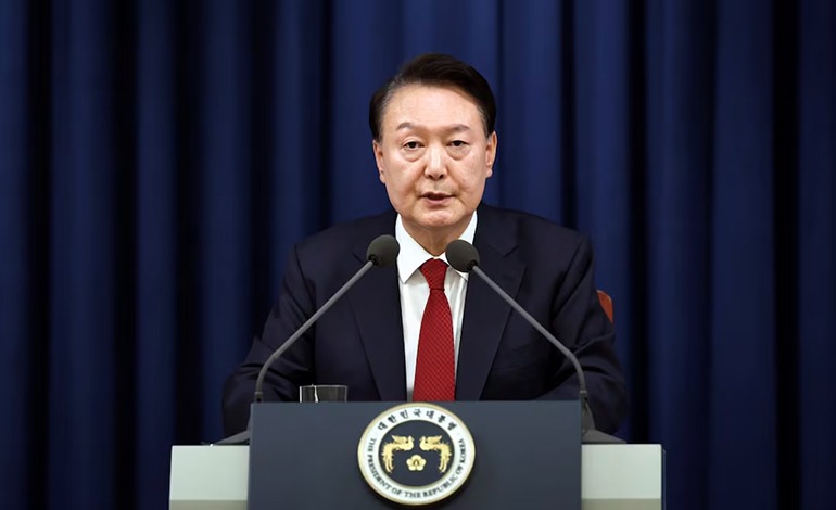El presidente de Corea del Sur, Yoon Suk Yeol, pide&nbsp;disculpas