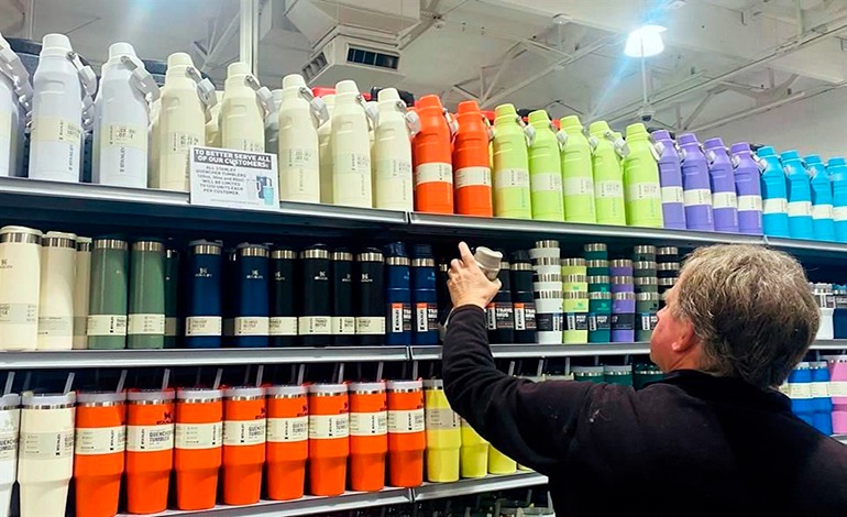 Stanley retiran millones de tazas por&nbsp;quemaduras