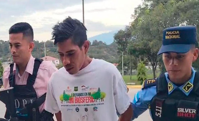 En “guareada” le quería cortar la cabeza a su&nbsp;hermano