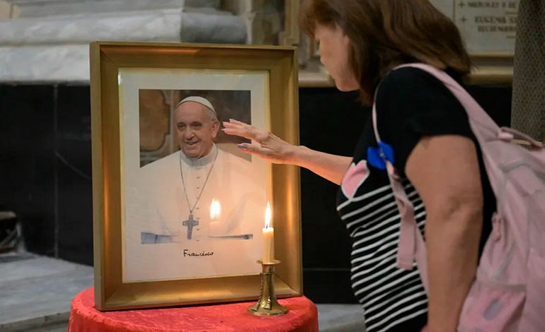 Estable la salud del&nbsp;Papa