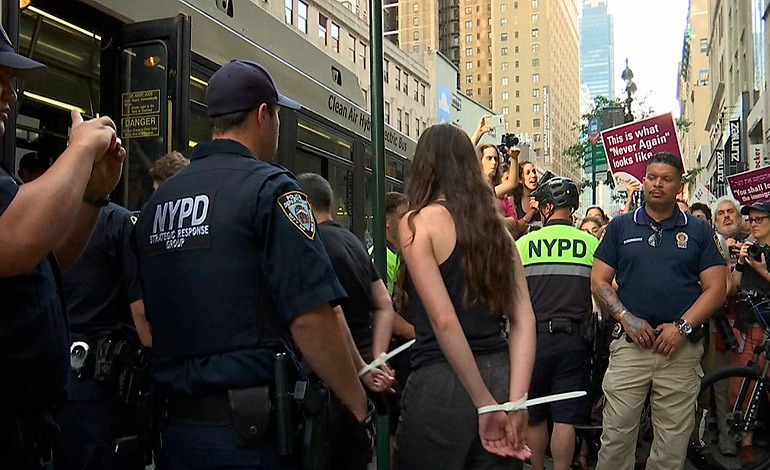 Grupos del WhatsApp contra las redadas de&nbsp;migrantes