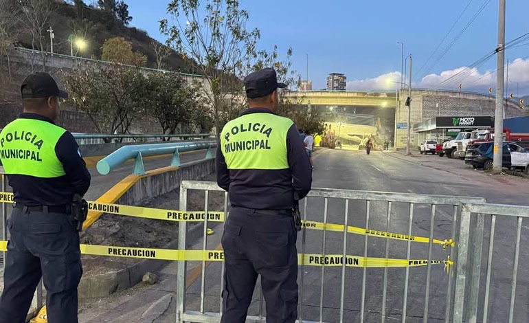 Alcalde Aldana llama a No Politizar el Colapso del Puente Juan Manuel&nbsp;Gálvez