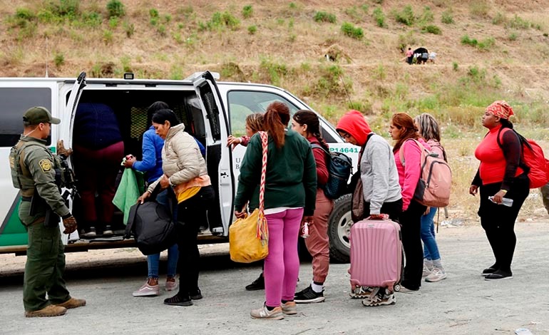 ICE multa hondureña con $1,8 millones y de&nbsp;deportación