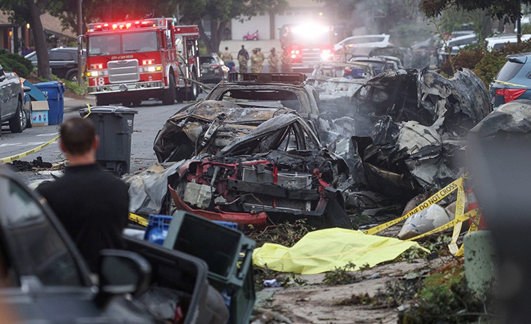 Se accidenta avión en San Diego: Varios&nbsp;muertos