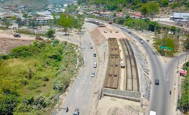 Alcalde Aldana informa avances del paso elevado Papa&nbsp;Francisco