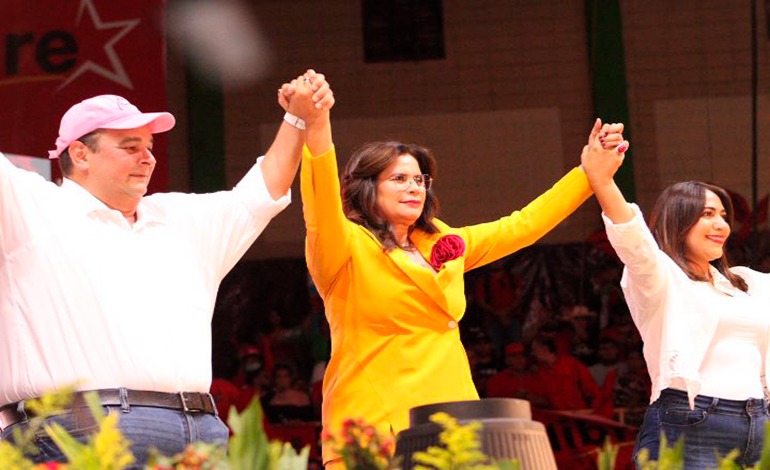 Libre proclama a Rixi Moncada como su candidata&nbsp;presidencial