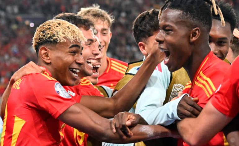 En festival de goles, España despacha a&nbsp;Francia