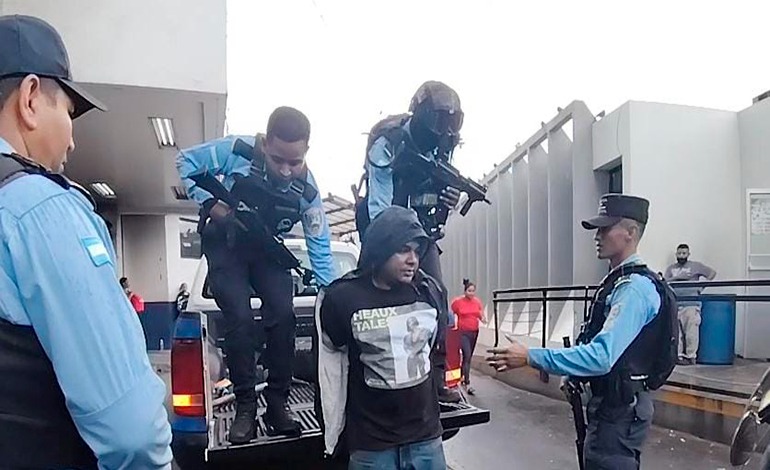 “El Depresivo” iba a probar las Black Mamba con un&nbsp;lanzagranadas