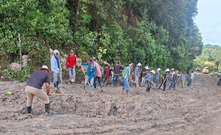 Las calles en Erandique son una pila de&nbsp;lodo