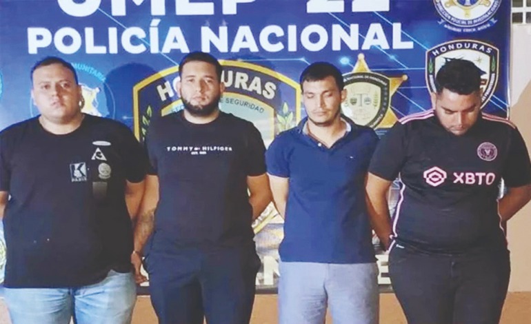 Cae oficial de Policía e hijo de un alcalde con fusiles de alto&nbsp;poder