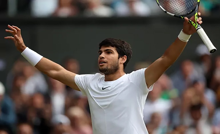 Carlos Alcaraz se clasificó a semifinales de&nbsp;Wimbledon