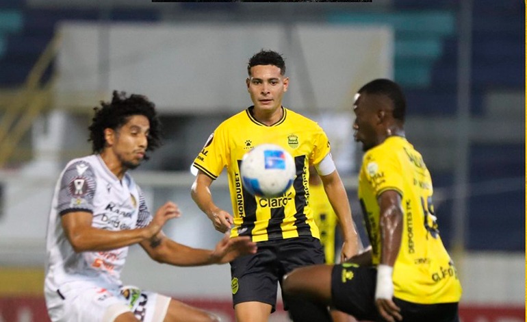 Bryan Moya revive a Real&nbsp;España