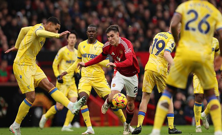 Manchester United vive una noche&nbsp;vergonzosa