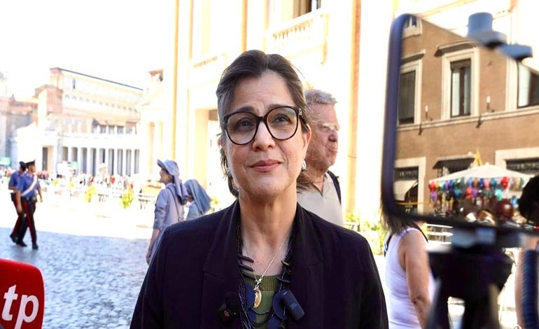 El primer nombramiento como embajadora ante la Santa&nbsp;Sede