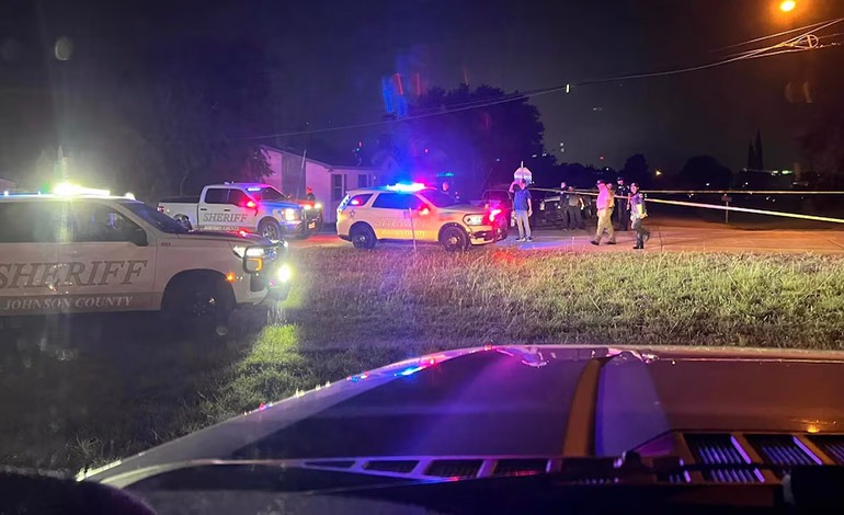 Ataque armado sacude centro de detención de migrantes en&nbsp;Dallas