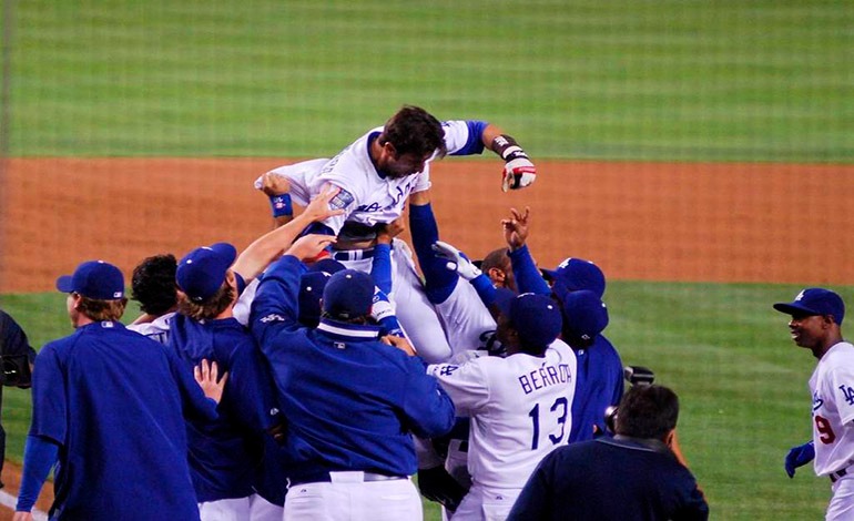 Ohtani debuta en playoffs y Dodgers buscan hazaña&nbsp;histórica