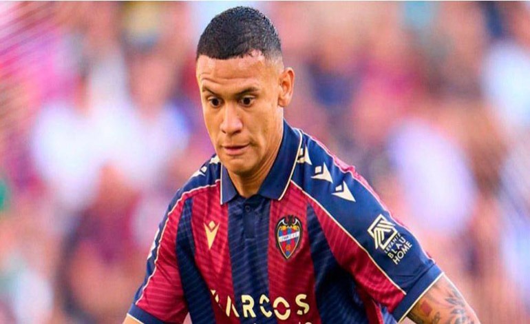 Golazo de Kervin Arriaga en vibrante&nbsp;duelo