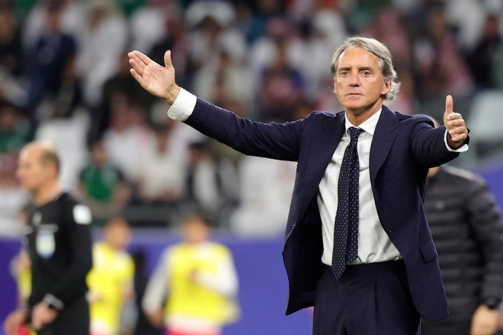 Roberto Mancini firma con&nbsp;Al-Sadd