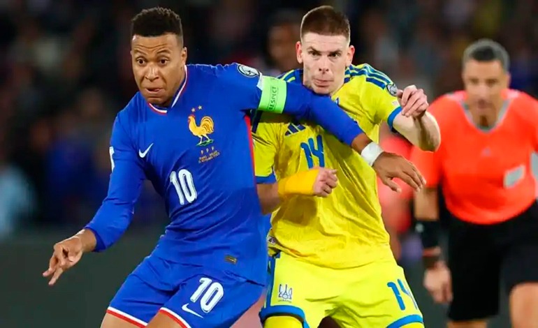 Mbappé alcanza los 400 goles y clasifica a&nbsp;Francia