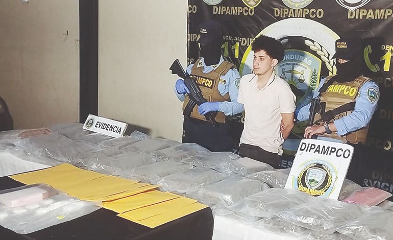 DIPAMPCO desarticula red que distribuía droga&nbsp;“krispy”